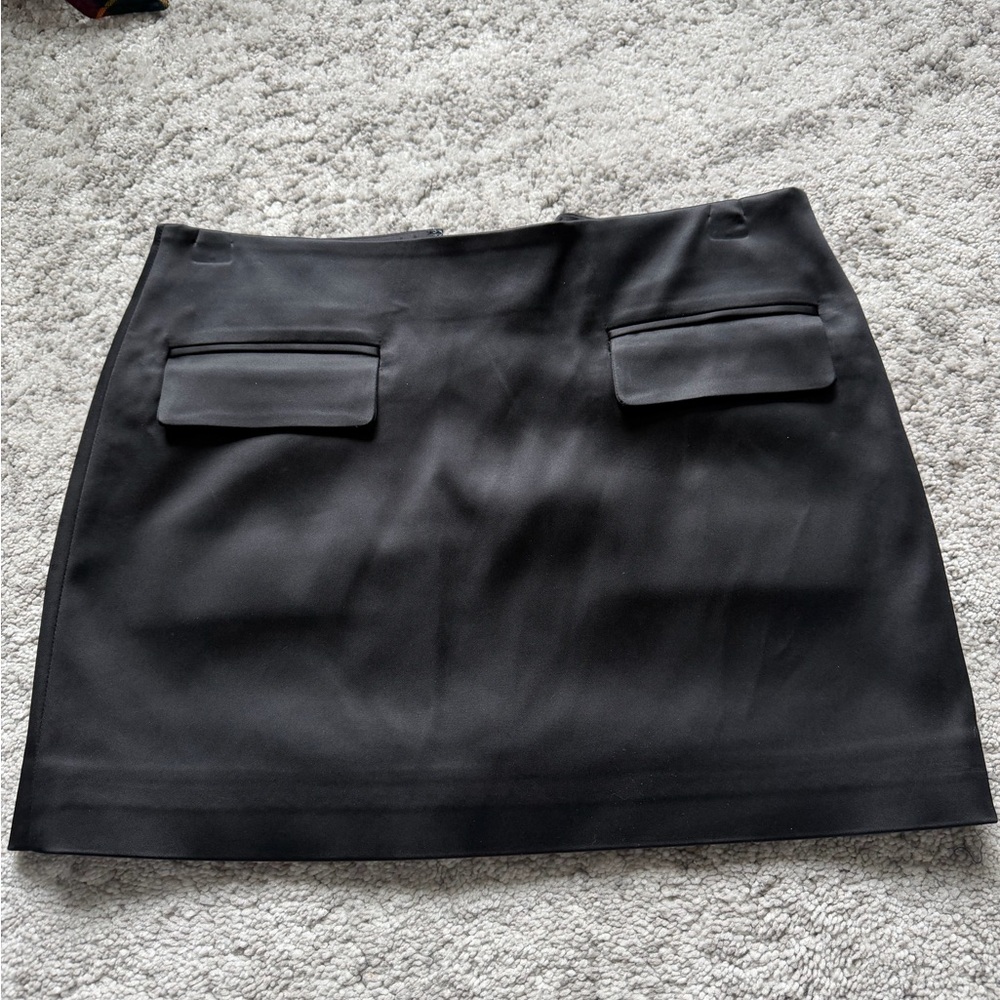 Babaton aritizia black mini skirt